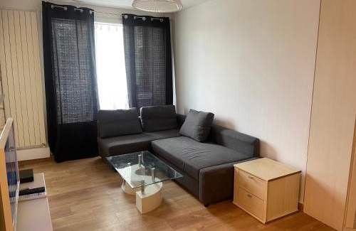 Epinay-sur-Seine Apartment | Apartment