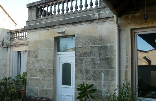 Castillon-la-Bataille Apartment | Apartment - Wine House