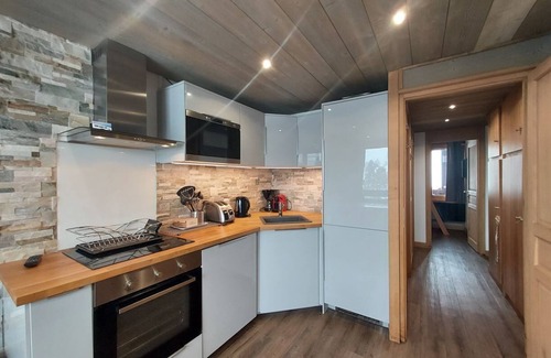 Belle Plagne Apartment | Apartment 4-6p Belle Plagne, ski-in, mountain view, sunny