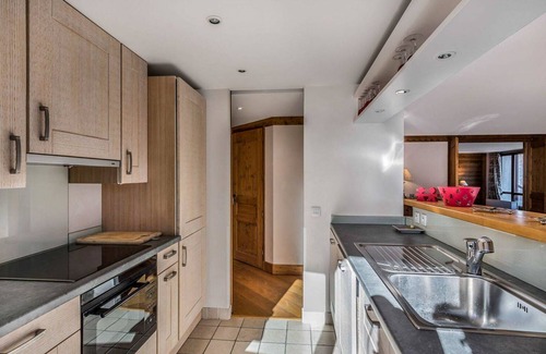 Courchevel Villa | Apartment Susan - Three Bedroom Villa, Sleeps 7