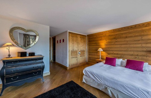 Courchevel Villa | Apartment Susan - Three Bedroom Villa, Sleeps 7