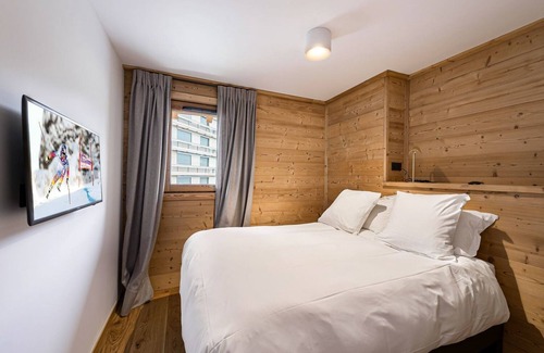 Courchevel Villa | Apartment Poppy - Four Bedroom Villa, Sleeps 8