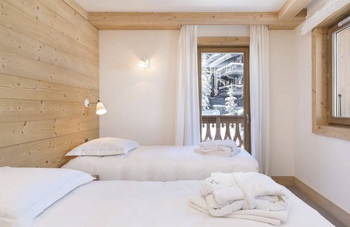 Courchevel Villa | Apartment Cortina - Three Bedroom Villa, Sleeps 6