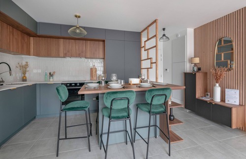 Saint-Brevin-les-Pins Apartment | Apartment for 4, center and seaside