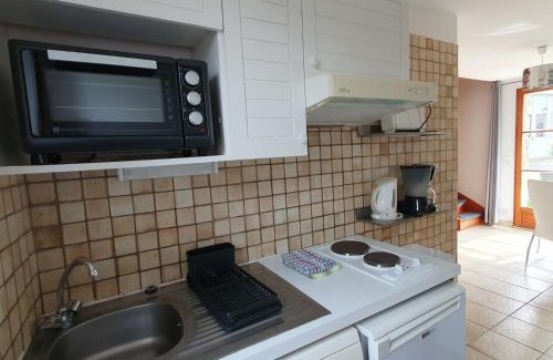 Saint-Jouan-des-Guerets Apartment | Apartment L' Hermine by Interhome