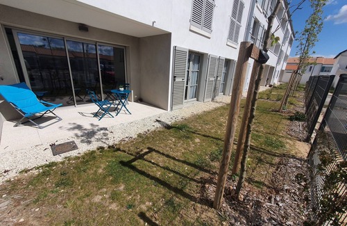 Saint-Pierre-d'Oleron Apartment | Apartment in quiet residence in the heart of Saint-Pierre d'Oléron.