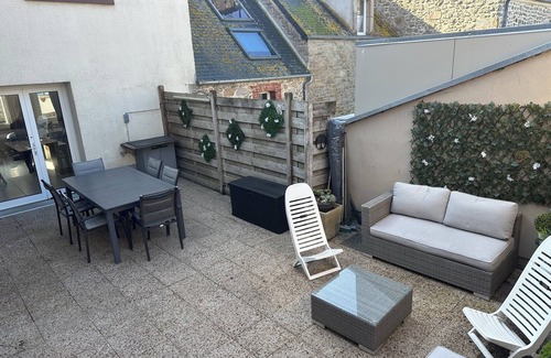 Saint-Vaast-la-Hougue Apartment | apartment on the port of Saint-Vaast-la-Hougue