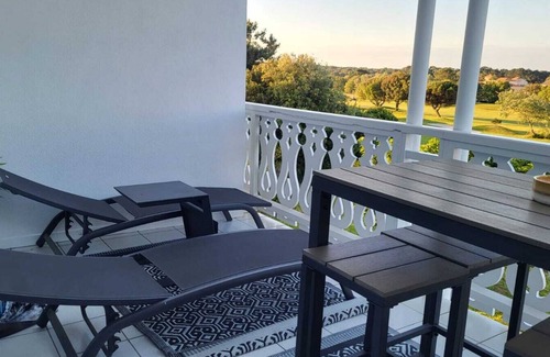 Bourgenay Apartment | Apartment with breathtaking views of the Golf course, 10 minutes from the beautiful Veillon beach