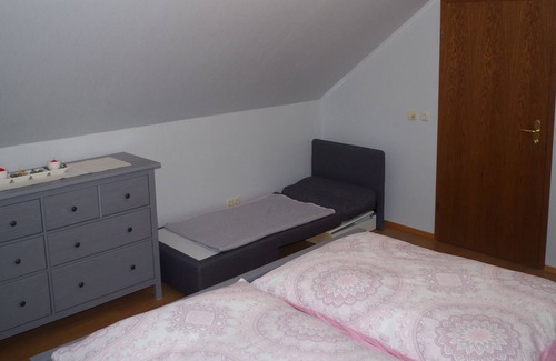 Bahretal Apartment | Apartment Friedrichswalde - Hellerswiesen 2