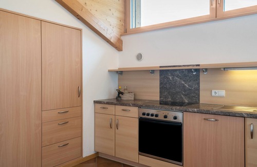 Laion Apartment | Apartment 'Funtnatsch Schlern' with Mountain View, Shared Terrace and Wi-Fi