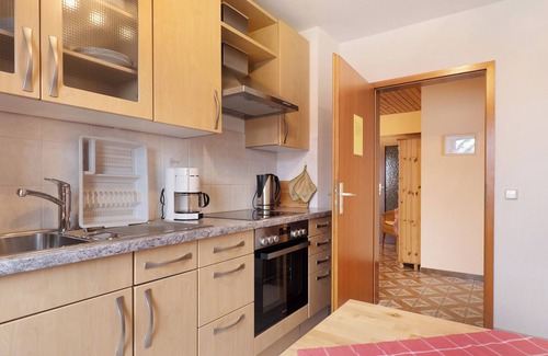 Taferrot Apartment | Apartment 'Grözinger' with Shared Terrace and Wi-Fi