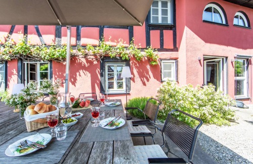 Ohningen Apartment | Apartment Gallery in the vacation home Oberstaader 2-8 persons