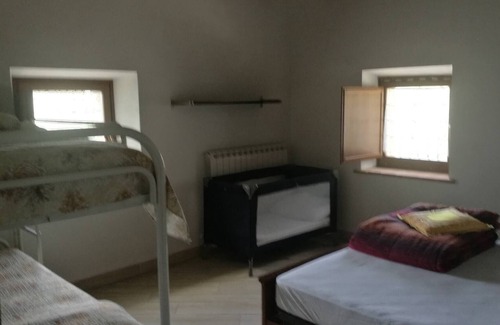 Fratta Apartment | Apartment Ginestra 1 Bedroom 5 Pax shared pool