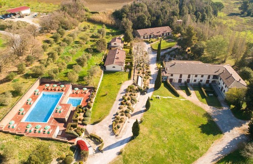 Santa Luce Apartment | Apartment 'Ginestra' with Shared Pool, Wi-Fi, and Air Conditioning