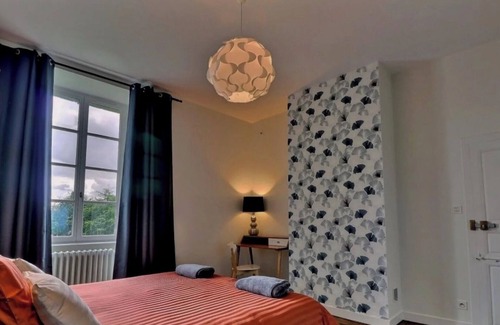 Tremblay Apartment | Apartment 'Ginko Et Bambou' with Shared Terrace, Shared Garden and Wi-Fi