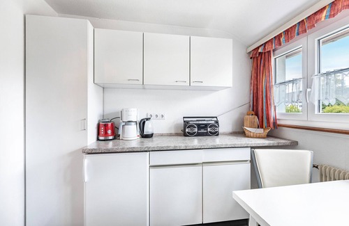 Ohningen Apartment | Apartment 'Gita' with Lake View, Private Garden and Wi-Fi
