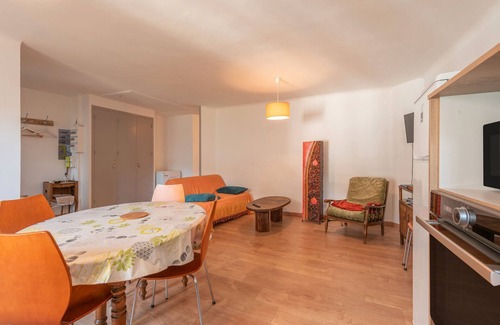 Arreau Apartment | Apartment 'Gîte Au Coeur D'Arreau' with Mountain View and Balcony