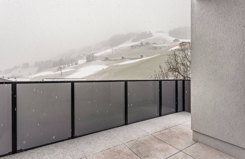 Grossarl Apartment | Apartment "Grauzone Grossarl App. Nr. 4 Shine" with Mountain View, Private Terrace and Wi-Fi