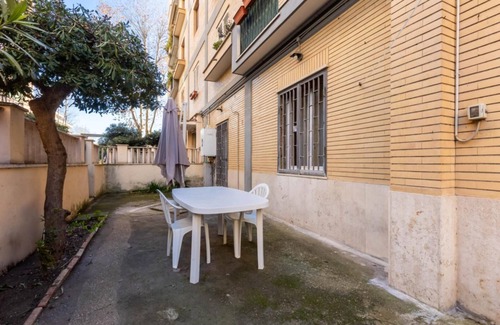 Quartiere XXXIII Lido di Ostia Ponente Apartment | Apartment Ground Floor