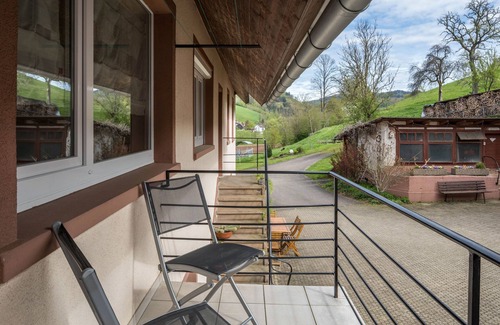 Freiamt Apartment | Apartment "Gutjahr" with Balcony & Wi-Fi