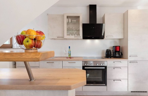 Frickingen Apartment | Apartment 'Haus Am Ettenberg' with Balcony and Wi-Fi