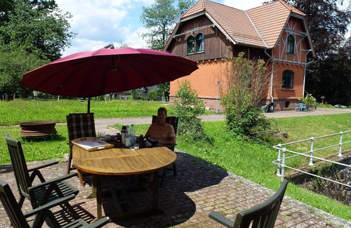 Tambach-Dietharz Apartment | Apartment "Haus am See" Alte Tambacher dam for 2-4 people