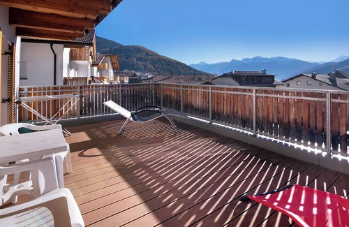 Burgusio Apartment | Apartment 'Haus Peer A 2' with Mountain View, Private Terrace and Wi-Fi