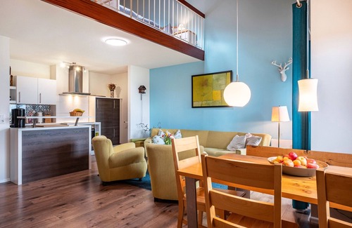 Schoenwald Apartment | Apartment 'Himmelblau' with Pool Sauna
