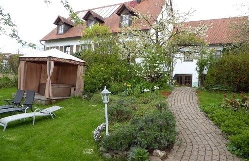 Absberg Apartment | Apartment "Hopfengarten" with 2 bedrooms