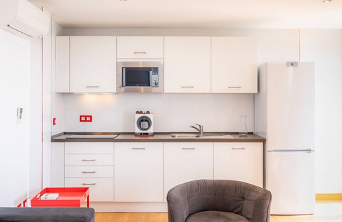 S'illot Apartment | Apartment 'Hostal Antic Apartamento 101 ' with Balcony, Wi-Fi and Air Conditioning