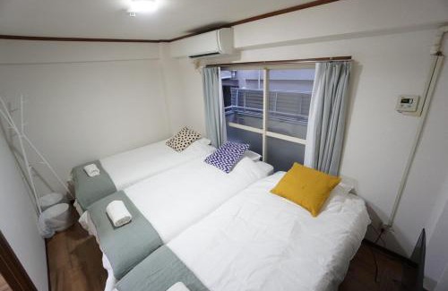 Nanbasennichimae Apartment | Apartment House Sanyo Green Heights 305