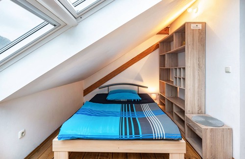 Nussdorf am Inn House | Apartment In A Hotel 'Nußdorfer Hof - Apartment 12' with Mountain View and Wi-Fi