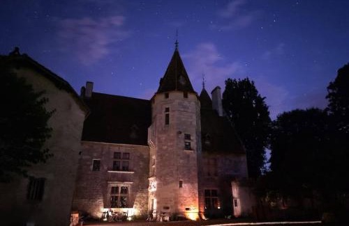 Layrac Apartment | Apartment in a Renaissance castle