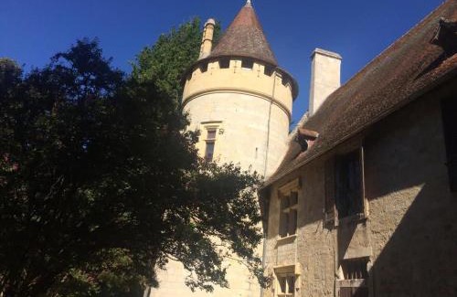 Layrac Apartment | Apartment in a Renaissance castle