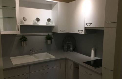 Tours Apartment | Apartment in a Richmond hill residence