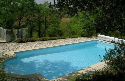 Cenac-et-Saint-Julien Apartment | Apartment in a self-catered house