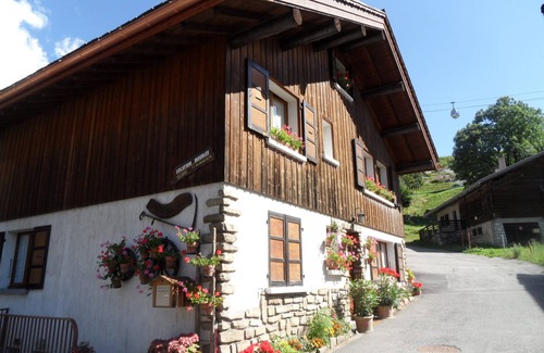 La Clusaz Apartment | Apartment in a village of Haute-Savoie, at the foot of the slopes, La Clusaz