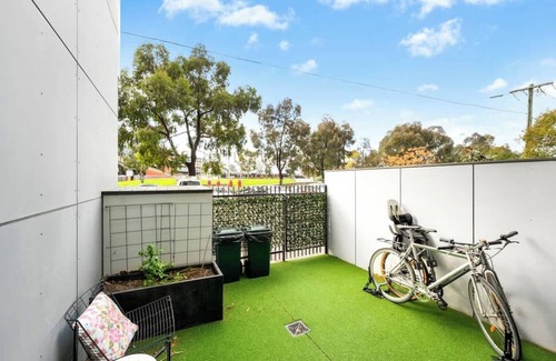 Abbotsford Apartment | Apartment in Abbotsford