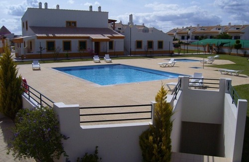 Correeira Apartment | Apartment in Albufeira Portugal with Pools and Gardens