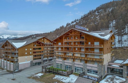 Allos Apartment | Apartment in Allos near Ski Slopes