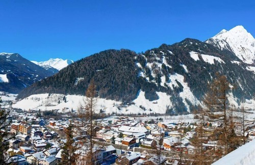 Matrei in Osttirol Apartment | Apartment in Matrei in Osttirol with a garage