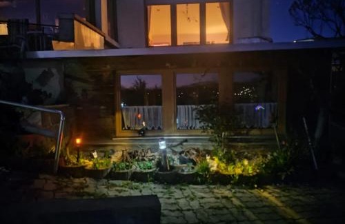 Rotthalmuenster Apartment | Apartment in basement of a house with good daylight