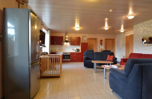 Burg-Reuland Apartment | Apartment in Burg Reuland with forest