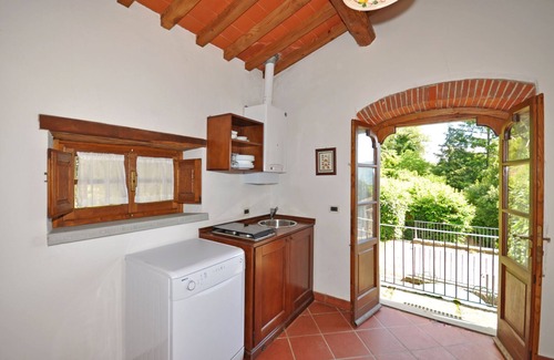 Capolona Apartment | Apartment in Capolona with 2 bedrooms sleeps 4