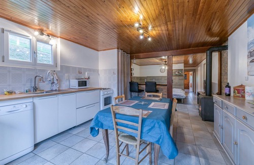 Murianette Apartment | Apartment 'in Chalet' with Mountain View, Private Terrace and Wi-Fi