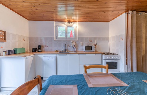 Murianette Apartment | Apartment 'in Chalet' with Mountain View, Private Terrace and Wi-Fi