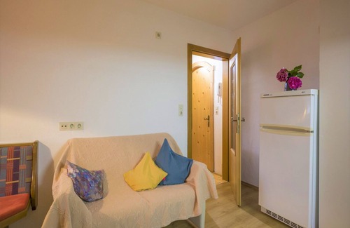 Fuegen Apartment | Apartment in Fügen near Hochzillertal Skiing
