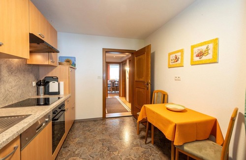 Fuegen Apartment | Apartment in Fügen near Spieljochbahn
