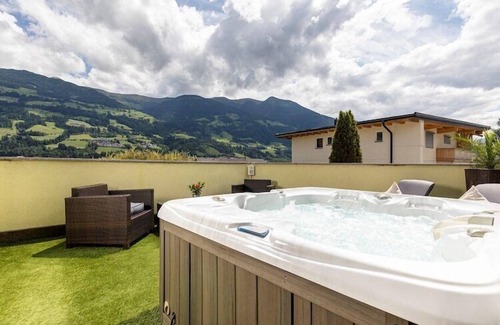 Fuegen Apartment | Apartment in Fügen near Spieljoch Ski Lift