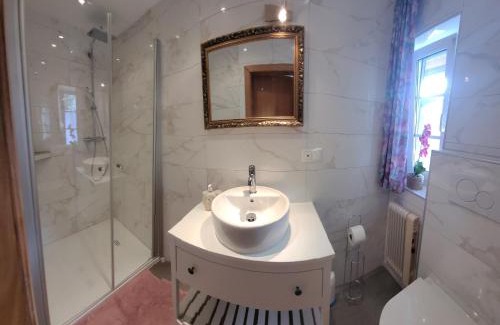 Feld am See Apartment | Apartment in Feld am See by Brennsee Lake